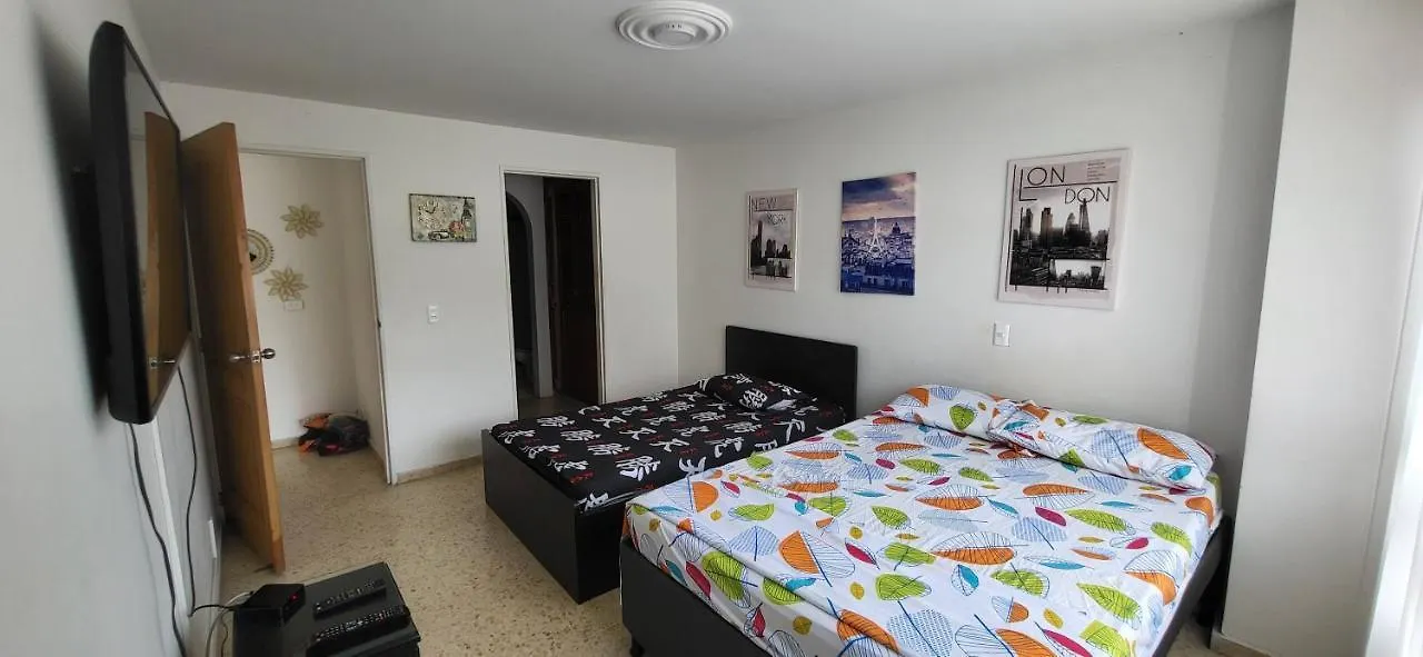 1023 Los Colores Estadio Apartamento - Parqueadero - Zona Wifi - Coworking - Area Exclusiva De La Ciudad 메딜린 0*,  콜롬비아